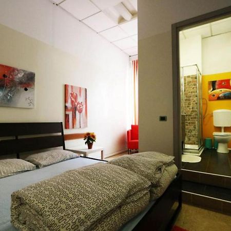 Panda Hostel Milan Bagian luar foto